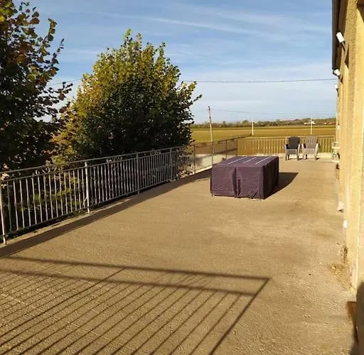 Holiday home Le De L'ecluse Marolles-sous-Lignieres